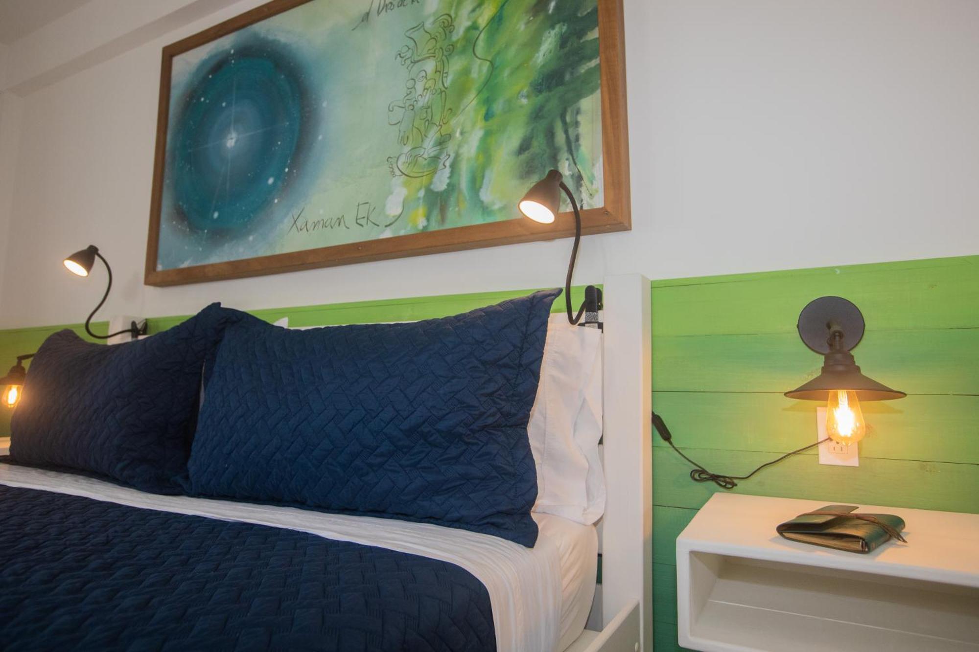 Treetops Hotel Caye Caulker Buitenkant foto